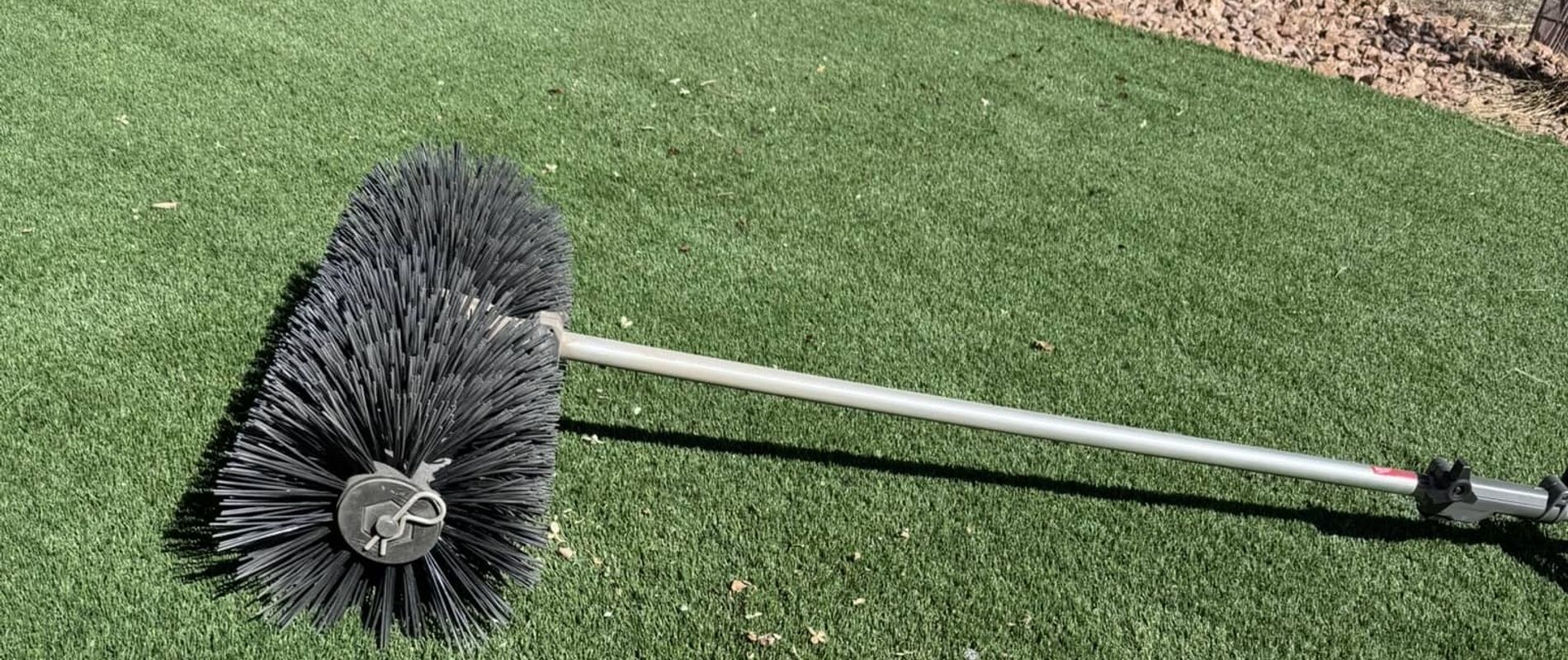 turf roller brush for the best turf cleaning results